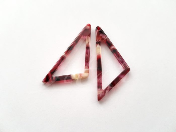 Letali kunsthars bedel 39x17x2.5 open driehoek rood